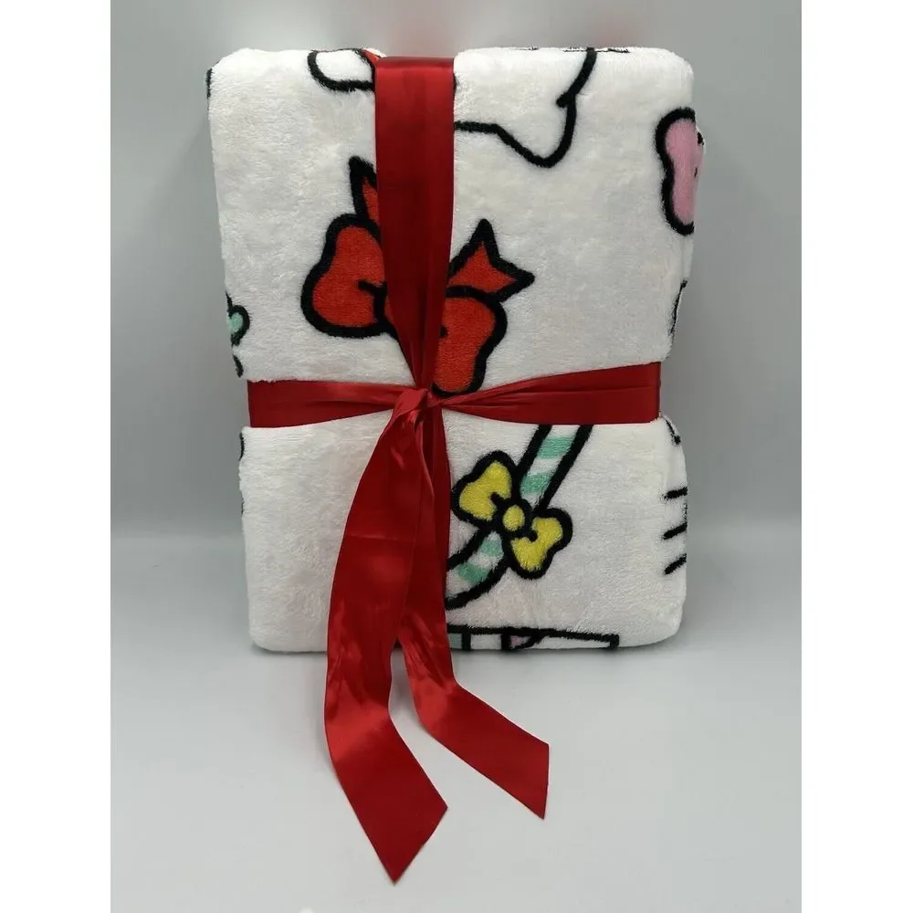 Hello Kitty Holiday Silky Soft Plush‎ Throw, 50 x 70